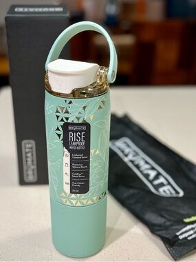 BrüMate Rise Leakproof Water Bottle - Mint with Gold Accents NWT